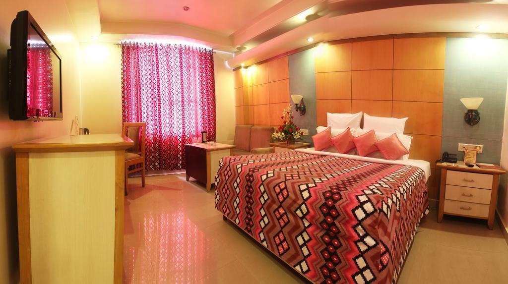 Hotel Grand International Rāipur Exterior foto