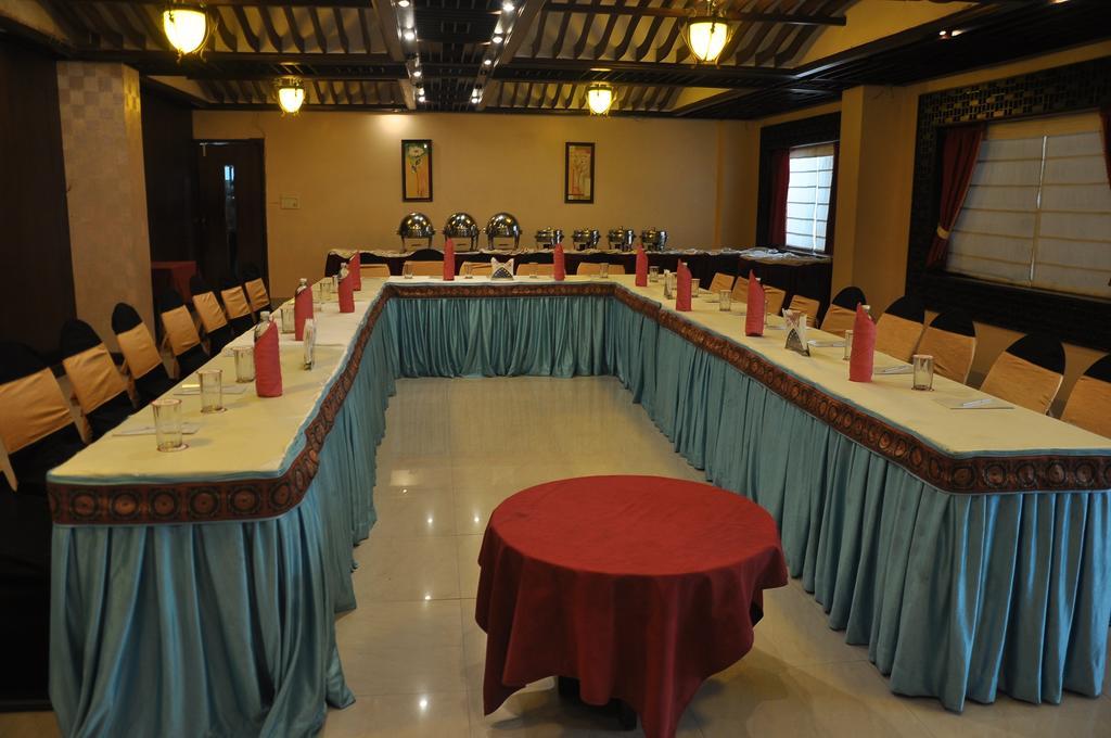 Hotel Grand International Rāipur Exterior foto
